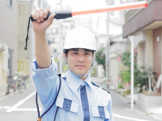 〈株〉東予警備